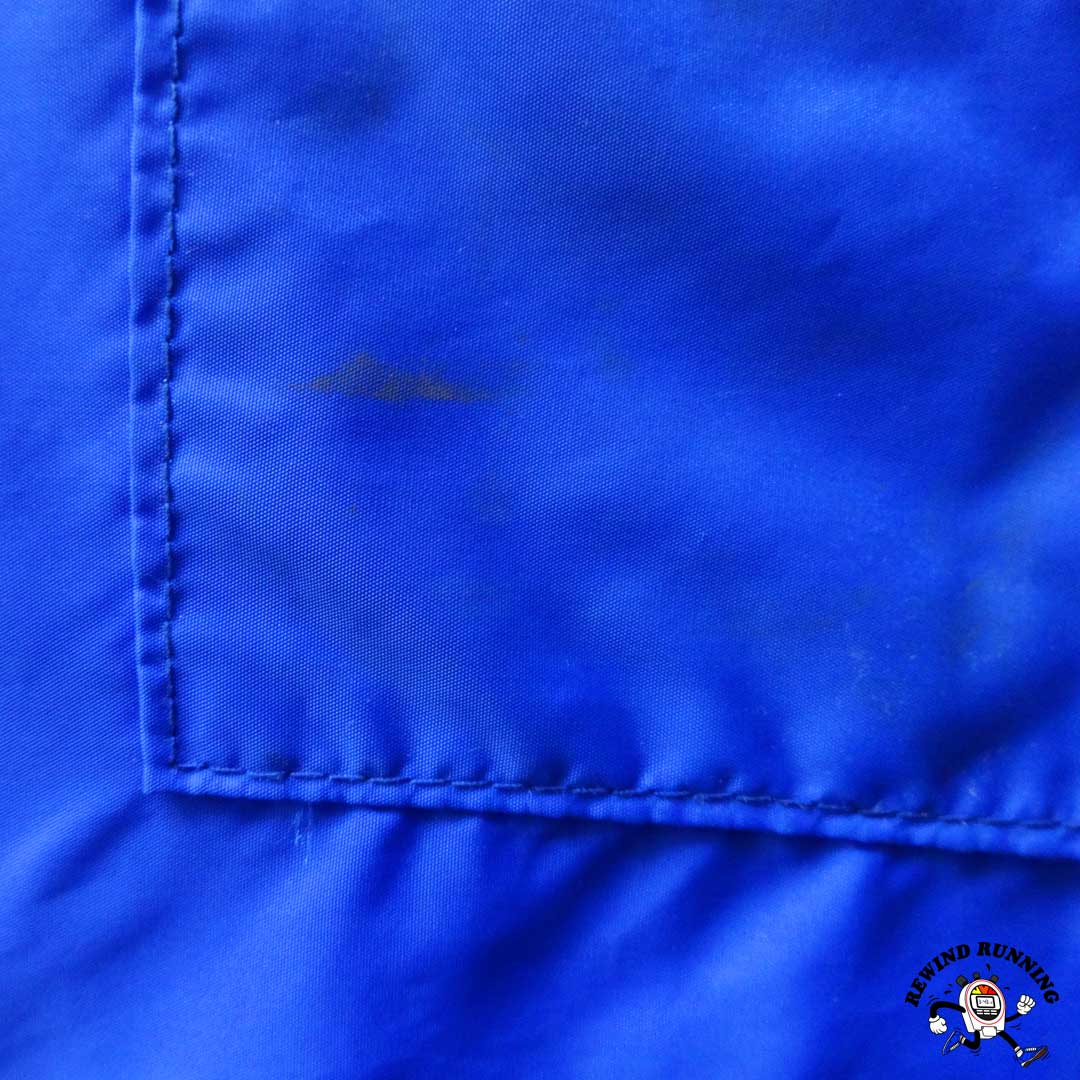 Nike Vintage Men's 70s 80s Blue Yellow Windbreaker Pocket Detail